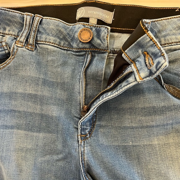 Wit & Wisdom Boot Cut Jeans with Side Slit Hem Size 16 Medium Wash - Picture 11 of 14
